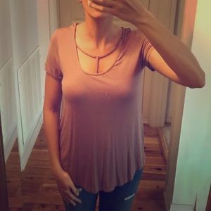 NWOT  Mauve fashion T-shirt. SMALL